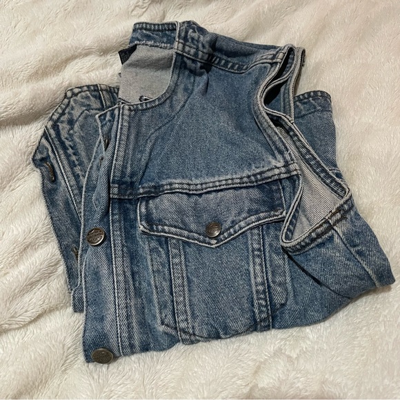 Vintage Harley Davidson denim vest - Picture 2 of 8